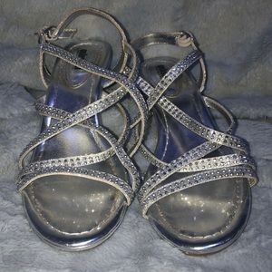 Low sparkly silver heel